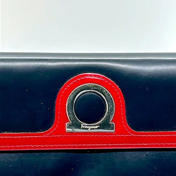 Salvatore Ferragamo Authentic Vintage Red/Black Leather Trifold Wallet Purse - Picture 3 of 6